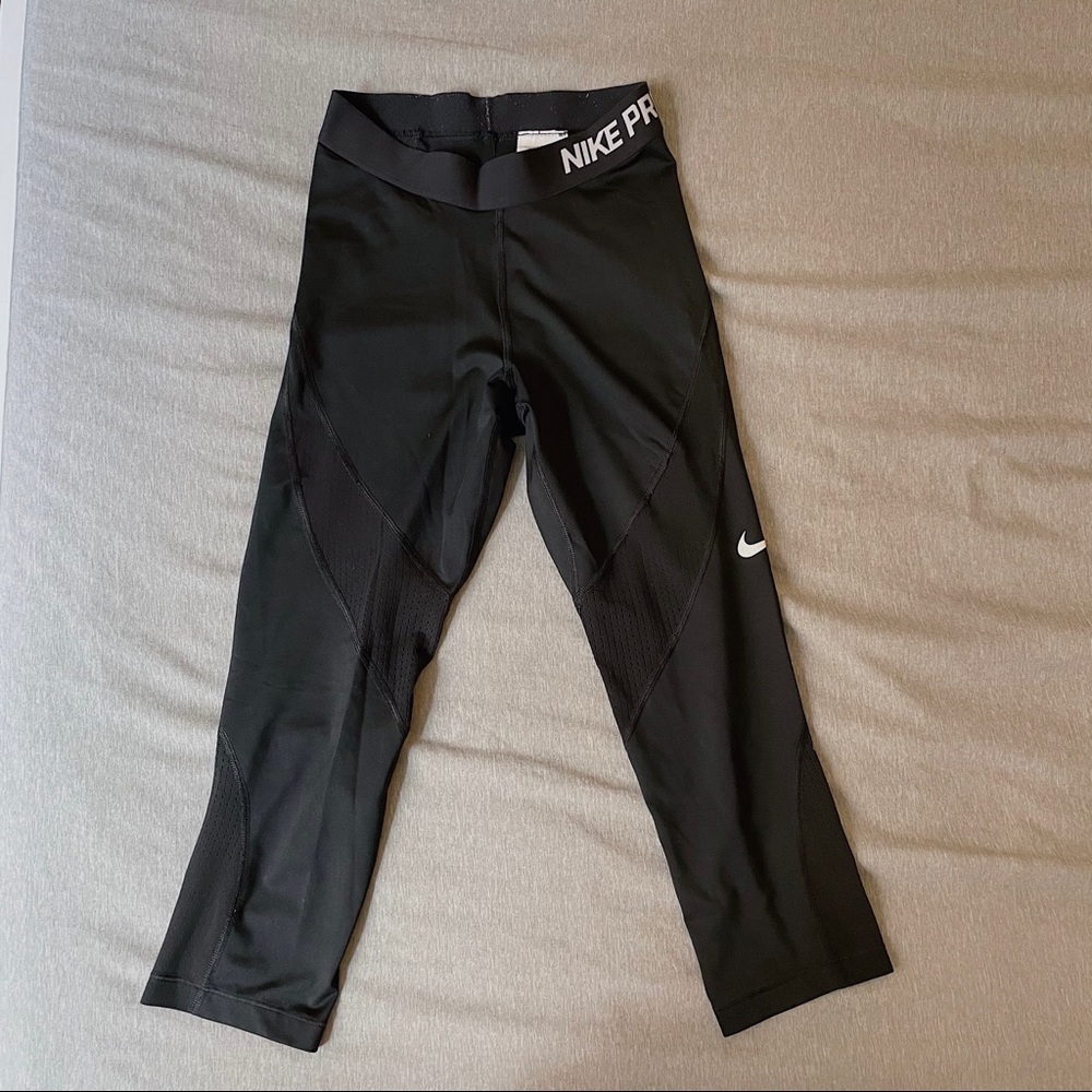 Nike Pro Capri Mesh Leggings Size S